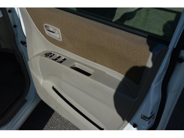 流山街道沿い！ブルーの看板が目印です。只今セール開催中！