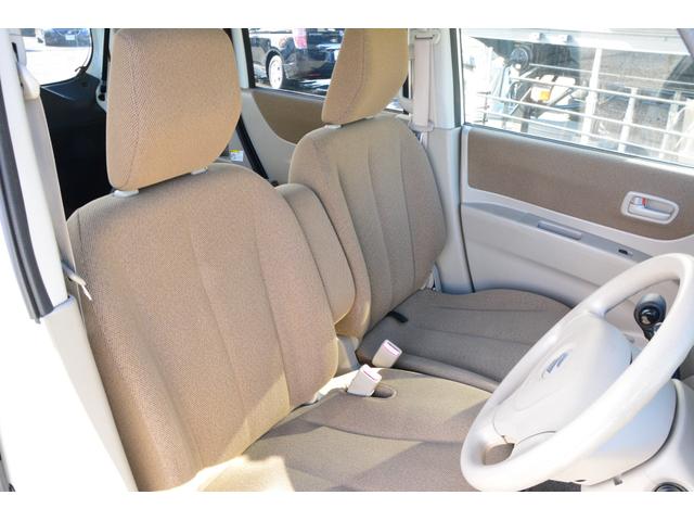 流山街道沿い！ブルーの看板が目印です。只今セール開催中！