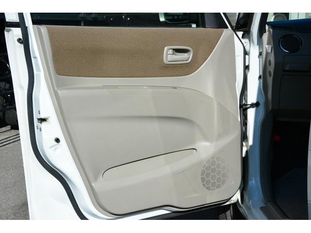 流山街道沿い！ブルーの看板が目印です。只今セール開催中！