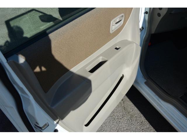 流山街道沿い！ブルーの看板が目印です。只今セール開催中！