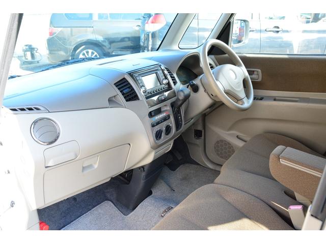 流山街道沿い！ブルーの看板が目印です。只今セール開催中！