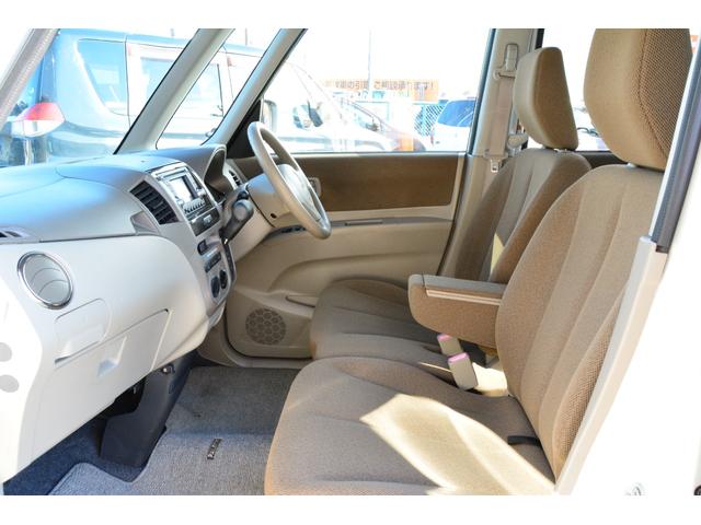 流山街道沿い！ブルーの看板が目印です。只今セール開催中！