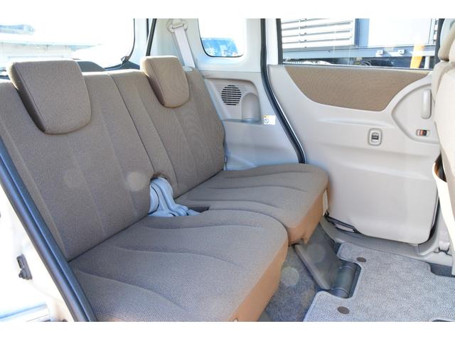 流山街道沿い！ブルーの看板が目印です。只今セール開催中！