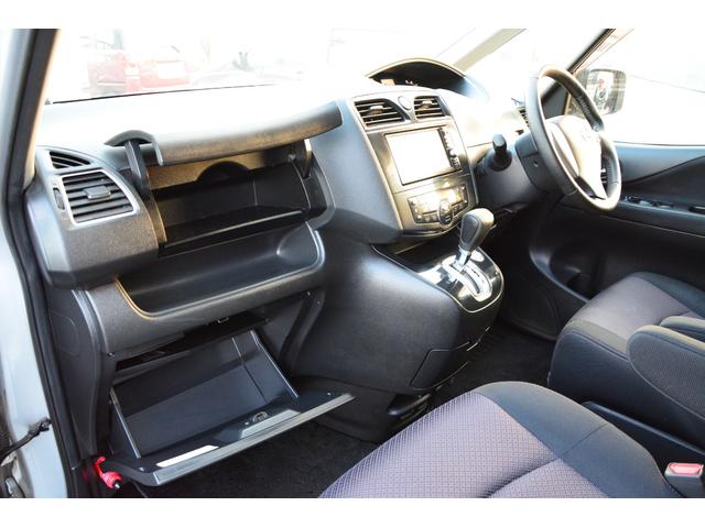 セレナ ハイウェイスター　Ｖセレクション　両側電動スライドドア　プッシュスタート　スマートキー　ナビ　ＴＶ　Ｂｌｕｅｔｏｏｔｈオーディオ　ＣＤ　ＤＶＤ　バックカメラ　クルーズコントロール　アイドリングストップ　ユピテルドライブレコーダー前後（38枚目）