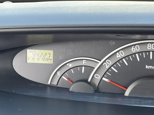 タント カスタムＸリミテッド　ＥＴＣ　電動スライドドア　ナビ　ＴＶ　ＨＩＤ　スマートキー　電動格納ミラー　ベンチシート　ＣＶＴ　盗難防止システム　ＡＢＳ　Ｂｌｕｅｔｏｏｔｈ　アルミホイール　衝突安全ボディ　エアコン（24枚目）