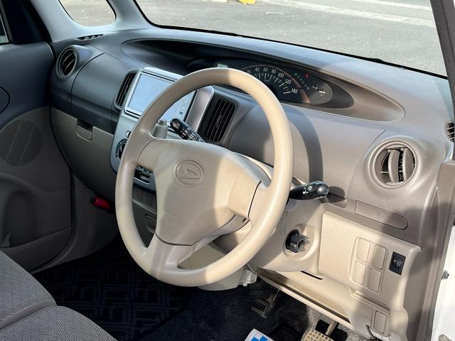 タント Ｘスペシャル　バックカメラ　スライドドア　ナビ　ＴＶ　スマートキー　電動格納ミラー　ベンチシート　ＣＶＴ　盗難防止システム　ＡＢＳ　衝突安全ボディ　エアコン　パワーステアリング（26枚目）