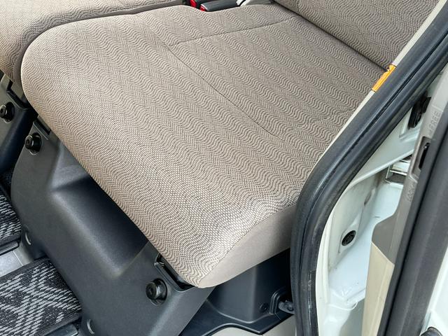 タント Ｘスペシャル　バックカメラ　スライドドア　ナビ　ＴＶ　スマートキー　電動格納ミラー　ベンチシート　ＣＶＴ　盗難防止システム　ＡＢＳ　衝突安全ボディ　エアコン　パワーステアリング（29枚目）