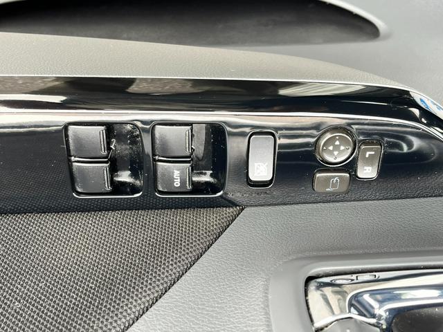 ワゴンRスティングレー X ナビ TV オートライト HID スマートキー アイドリングストップ 電動格納ミラー ベンチシート CVT 盗難防止システム ABS ESC 衝突安全ボディ エアコン パワーステアリング(8枚目)