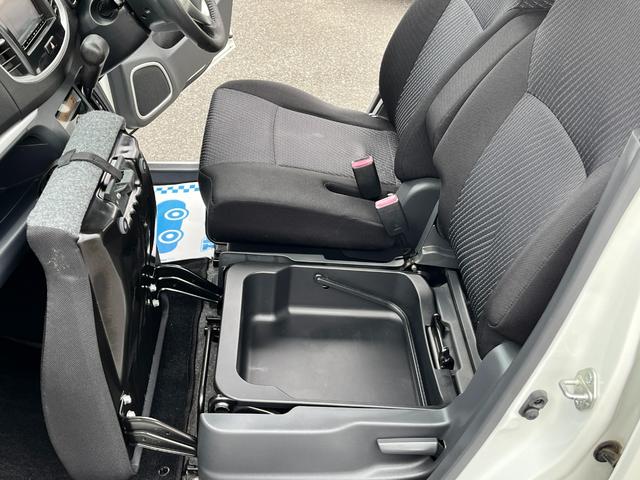 ワゴンRスティングレー X ナビ TV オートライト HID スマートキー アイドリングストップ 電動格納ミラー ベンチシート CVT 盗難防止システム ABS ESC 衝突安全ボディ エアコン パワーステアリング(9枚目)