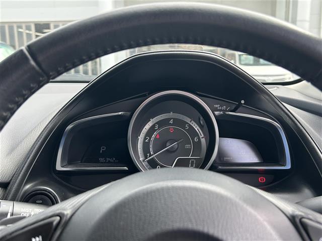 CX-3 XD ツーリング /ナビ/TV/CD/DVD/Bluetooth/ETC/バックカメラ/クルーズコントロール/ハーフレザーシート/パドルシフト/純正フロアマット/純正アルミホイール/ドアバイザー(9枚目)