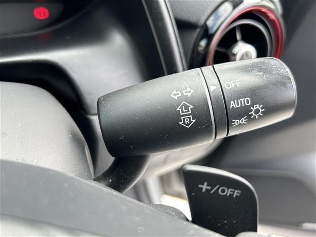 CX-3 XD ツーリング /ナビ/TV/CD/DVD/Bluetooth/ETC/バックカメラ/クルーズコントロール/ハーフレザーシート/パドルシフト/純正フロアマット/純正アルミホイール/ドアバイザー(13枚目)