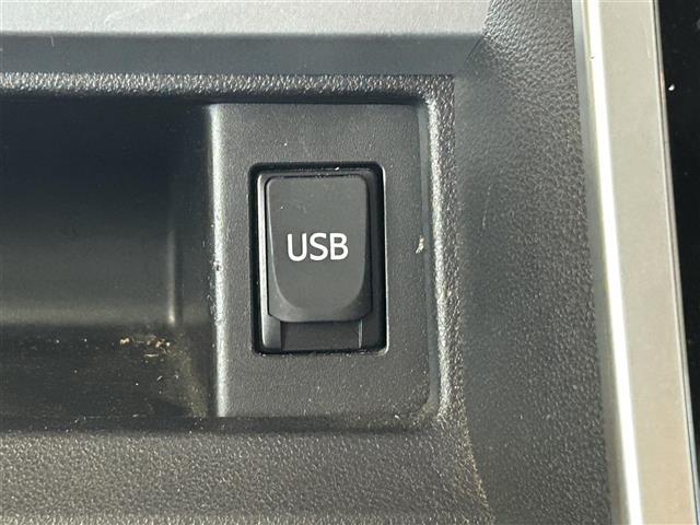 タント カスタムRS SA /ナビ/TV/CD/DVD/Bluetooth/バックカメラ/両側パワースライドドア/純正フロアマット/純正アルミホイール/ドアバイザー/ステアリングスイッチ/後席サンシェード(21枚目)