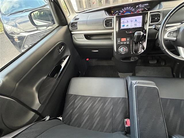 タント カスタムRS SA /ナビ(MDV-D502BT)/TV/CD/DVD/Bluetooth/ETC/バックカメラ/両側パワースライドドア/社外フロアマット/純正アルミホイール/ドアバイザー/電格ウィンカー(6枚目)