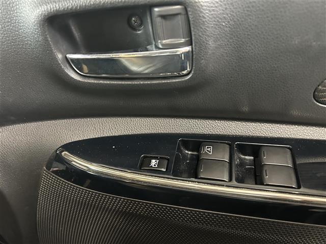 デイズルークス ハイウェイスター X Vセレクション /ナビ(MS110-W)/TV/CD/DVD/ETC/両側パワースライドドア/アラウンドビューモニター/バックカメラ/純正フロアマット/純正アルミホイール/ドアバイザー/取説/保証書(12枚目)