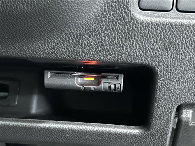 デイズルークス ハイウェイスター Gターボ /ナビ(MM318D-W)/TV/CD/DVD/Bluetooth/アラウンドビューモニター/バックカメラ/ETC/両側パワースライドドア/クルーズコントロール/純正フロアマット(4枚目)