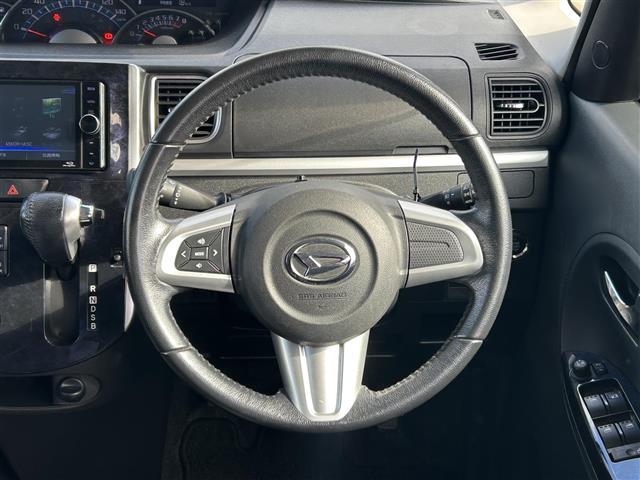 タント カスタムRS トップエディションSAII /ナビ(CN-RX02WD)/TV/CD/DVD/Bluetooth/バックカメラ/両側パワースライドドア/ETC/ハーフレザーシート/純正フロアマット/純正アルミホイール/ドアバイザ(9枚目)