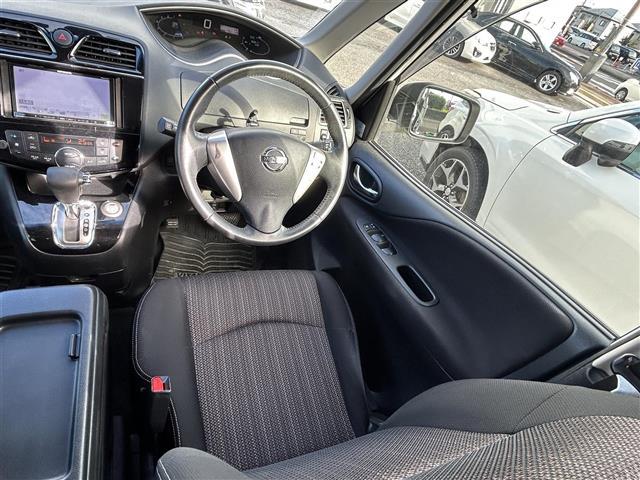 セレナ ハイウェイスター S-ハイブリッド /ナビ(AVIC-MRZ09)/TV/CD/DVD/Bluetooth/ETC/片側パワースライドドア/フリップダウンモニター/純正フロアマット/純正アルミホイール/ドアバイザー(7枚目)