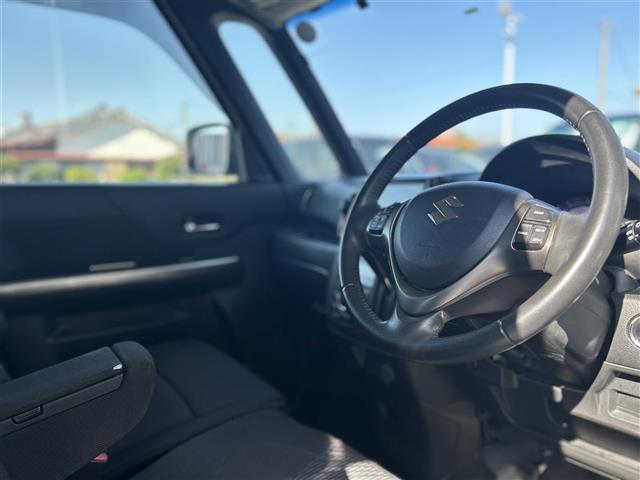 スペーシアカスタムＺ ターボ　／ナビ（ＡＶＩＣ－ＲＬ７１２）／ＴＶ／ＣＤ／ＤＶＤ／Ｂｌｕｅｔｏｏｔｈ／バックカメラ／ＥＴＣ／運転席シートヒーター／クルーズコントロール／両側パワースライドドア／パドルシフト（2枚目）