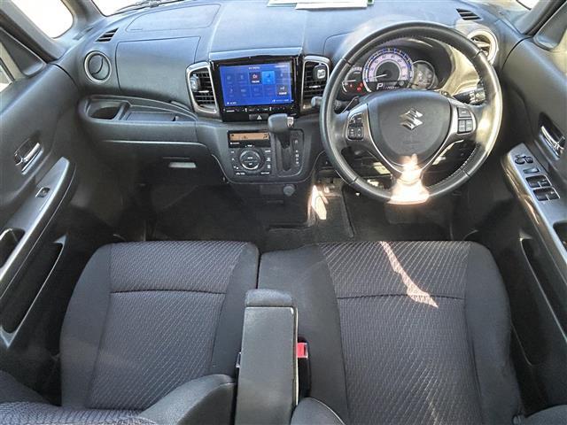 スペーシアカスタムＺ ターボ　／ナビ（ＡＶＩＣ－ＲＬ７１２）／ＴＶ／ＣＤ／ＤＶＤ／Ｂｌｕｅｔｏｏｔｈ／バックカメラ／ＥＴＣ／運転席シートヒーター／クルーズコントロール／両側パワースライドドア／パドルシフト（5枚目）