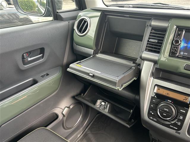 ハスラー Ｊスタイル　／ナビ（ＧＣＸ５１４）／ＴＶ／ＣＤ／ＤＶＤ／Ｂｌｕｅｔｏｏｔｈ／バックカメラ／ＥＴＣ／前席シートヒーター／純正フロアマット／社外アルミホイール／ドアバイザー／電格ウィンカーミラー（21枚目）