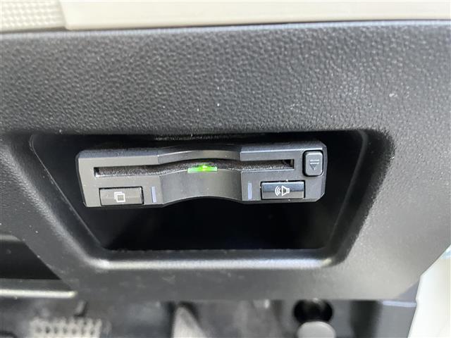 ムーヴキャンバス Ｇメイクアップ　ＳＡＩＩ　／純正ナビ（ＮＳＺＰ－Ｘ６７Ｄ）／ＴＶ／ＣＤ／ＤＶＤ／Ｂｌｕｅｔｏｏｔｈ／両側パワースライドドア／バックカメラ／ＥＴＣ／ドラレコ前後／ベンチシート／オートライト／ステアリングスイッチ（3枚目）