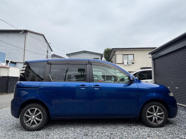 シエンタ Ｘ　・ワンオーナー・ナビ・ＴＶ・バックカメラ・キーレス・車検整付・禁煙車・関東仕入（7枚目）