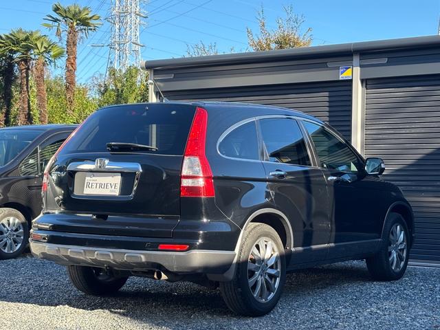 ＣＲ－Ｖ ＺＬ　ＨＤＤナビアルカンターラスタイル　・ＥＴＣ・ナビ・ＴＶ・バックカメラ・キーレス・オートライト・関東仕入・内外装仕上げ済（8枚目）