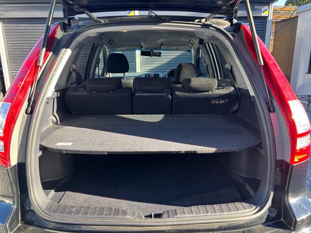 ＣＲ－Ｖ ＺＬ　ＨＤＤナビアルカンターラスタイル　・ＥＴＣ・ナビ・ＴＶ・バックカメラ・キーレス・オートライト・関東仕入・内外装仕上げ済（23枚目）