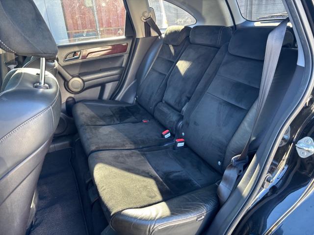 ＣＲ－Ｖ ＺＬ　ＨＤＤナビアルカンターラスタイル　・ＥＴＣ・ナビ・ＴＶ・バックカメラ・キーレス・オートライト・関東仕入・内外装仕上げ済（27枚目）