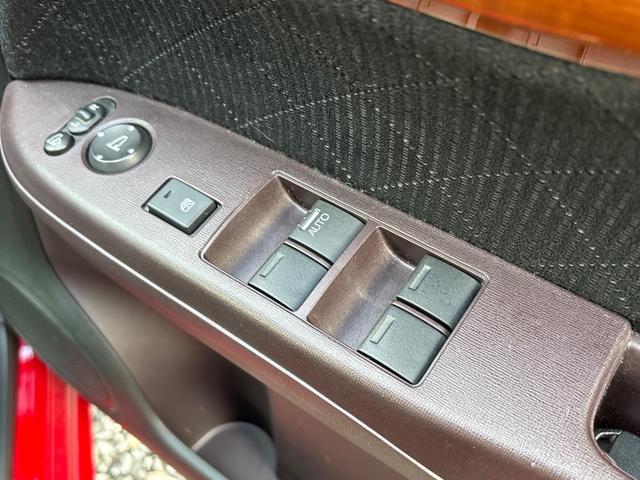 Ｎ－ＯＮＥ プレミアム　ツアラー・Ｌパッケージ　・スマートフォン連携ディスプレイ・ナビ・スマートキー・プッシュスタート・クルーズコントロール・バックカメラ・ＥＴＣ・禁煙車・内外装仕上げ済・関東仕入（33枚目）