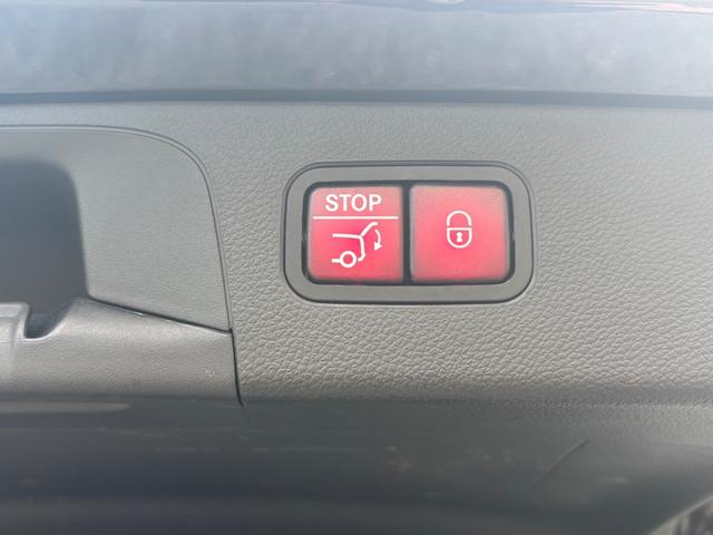 ＧＬＣ ＧＬＣ４３　４マチック　・パノラミックスライディングルーフ・前後ドライブレコーダー・全周囲カメラ・アダプティブクルーズコントロール・コーナーセンサー・ＥＴＣ・Ｂｕｒｍｅｓｔｅｒサウンド・ナビ・ＴＶ・Ｂｌｕｅｔｏｏｔｈ・（22枚目）