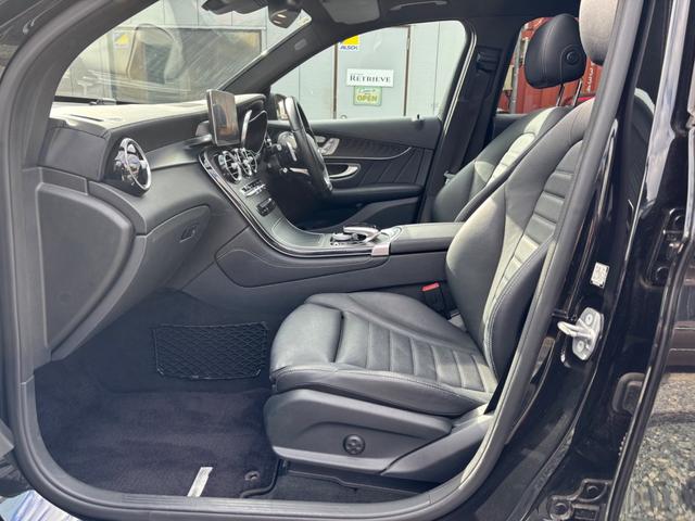 ＧＬＣ ＧＬＣ４３　４マチック　・パノラミックスライディングルーフ・前後ドライブレコーダー・全周囲カメラ・アダプティブクルーズコントロール・コーナーセンサー・ＥＴＣ・Ｂｕｒｍｅｓｔｅｒサウンド・ナビ・ＴＶ・Ｂｌｕｅｔｏｏｔｈ・（35枚目）