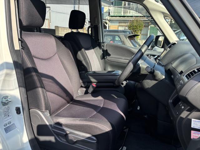 セレナ ハイウェイスターＧ　Ｓ－ハイブリッド　・１オーナー・両側電動スライドドア・コーナーセンサー・フリップダウンモニター・ナビ・ＴＶ・Ｂｌｕｅｔｏｏｔｈ・クルーズコントロール・禁煙車・内外装仕上げ済・関東仕入（31枚目）