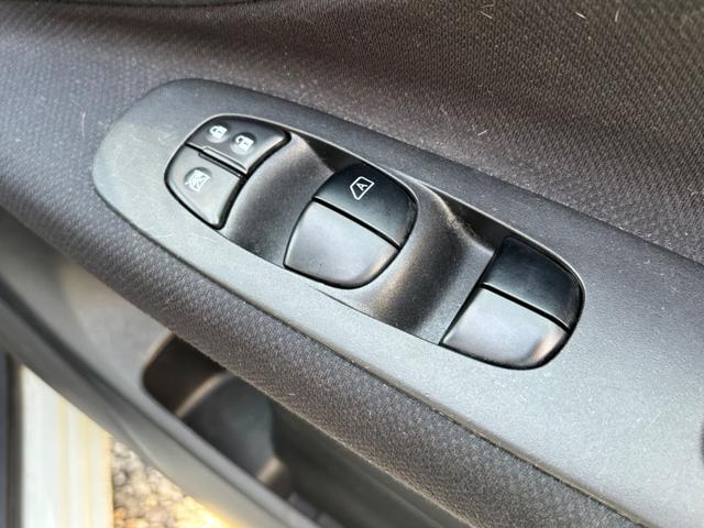 セレナ ハイウェイスターＧ　Ｓ－ハイブリッド　・１オーナー・両側電動スライドドア・コーナーセンサー・フリップダウンモニター・ナビ・ＴＶ・Ｂｌｕｅｔｏｏｔｈ・クルーズコントロール・禁煙車・内外装仕上げ済・関東仕入（38枚目）