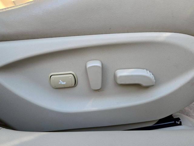 スカイライン 350GT ハイブリッド タイプP ・ナビ・全方位カメラ・BOSEスピーカー・フルセグTV・Bluetooth・前後ドライブレコーダー・ETC・革シート・パワーシート・LEDヘッドライト・禁煙車・記録簿あり・内外装仕上げ済・関東仕入れ(30枚目)