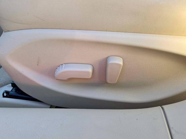 スカイライン 350GT ハイブリッド タイプP ・ナビ・全方位カメラ・BOSEスピーカー・フルセグTV・Bluetooth・前後ドライブレコーダー・ETC・革シート・パワーシート・LEDヘッドライト・禁煙車・記録簿あり・内外装仕上げ済・関東仕入れ(33枚目)