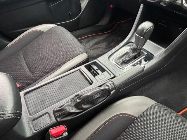 ＸＶ ２．０ｉ　アイサイト　ドライブレコーダー４ＷＤ・アイサイト・ナビ・ＴＶ・Ｂｌｕｅｔｏｏｔｈ・バックカメラ・ＥＴＣ・アダプティブクルーズコントロール・パワーシート・社外スピーカー・社外テール・社外マフラー・禁煙車・車検整備付（40枚目）