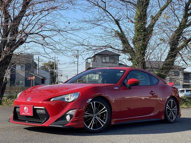 ８６ ＧＴ　修復歴無し　禁煙車　記録簿有　６速Ｍ／Ｔ　ＴＲＤフルエアロ　リアスポ　ＡＰＥＸｉ車高調　ＴＯＭ’Ｓテールランプ　ＬＥＤフォグ　ＳＤナビＴＶ・Ｂカメラ　Ｂｌｕｅｔｏｏｔｈ　ＤＶＤ　スマートキー　ＥＴＣ（19枚目）