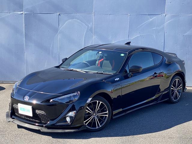 ８６ ＧＴ　１年保証付　社外ＬＥＤヘッドライト＆テールランプ　フルエアロ　リヤスポイラー　ＨＫＳマフラー　ＫＥＮＷＯＯＤメモリーナビ　フルセグＴＶ　Ｂｌｕｅｔｏｏｔｈ　ＵＳＢ　音楽ＳＤ　バックカメラ　ＥＴＣ（3枚目）