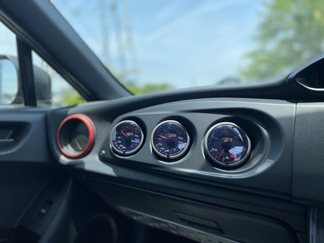 ８６ Ｇ　１年保証付　後期型　６速Ｍ／Ｔ　ＣＵＳＣＯ車高調　柿本マフラー　３連メーター　テールスポイラー　ディスプレイオーディオ　Ｂｌｕｅｔｏｏｔｈ　ＬＥＤヘッドライト　ＮＡＲＤＩステアリング（16枚目）