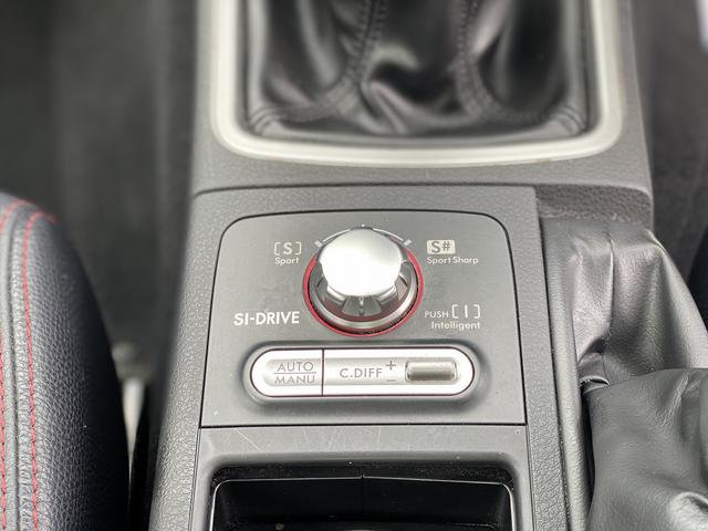 インプレッサ ＷＲＸ　ＳＴｉ　１年保障付　ノーマル車　６ＭＴ　カロッツェリアナビ　ＥＴＣ　スマートキー　プッシュスタート　ＡＰＥＸＩブースト計　ハーフレザーシート　パワーシート　ＨＩＤヘッドライト　純正大型リアスポイラー（15枚目）