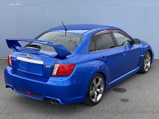 インプレッサ ＷＲＸ　ＳＴｉ　１年保障付　ノーマル車　６ＭＴ　カロッツェリアナビ　ＥＴＣ　スマートキー　プッシュスタート　ＡＰＥＸＩブースト計　ハーフレザーシート　パワーシート　ＨＩＤヘッドライト　純正大型リアスポイラー（35枚目）