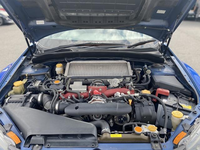 インプレッサ ＷＲＸ　ＳＴｉ　１年保障付　ノーマル車　６ＭＴ　カロッツェリアナビ　ＥＴＣ　スマートキー　プッシュスタート　ＡＰＥＸＩブースト計　ハーフレザーシート　パワーシート　ＨＩＤヘッドライト　純正大型リアスポイラー（41枚目）