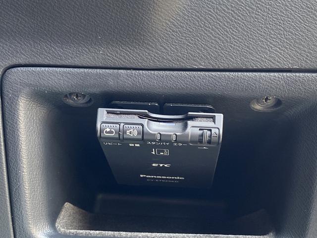 シビック タイプＲ　１年保証付　修復歴無し　ノーマル車　６速Ｍ／Ｔ　ＲＥＣＡＲＯバケットシート　ナビ　フルセグＴＶ　Ｂｌｕｅｔｏｏｔｈ　ＣＤ　前後ドラレコ　ＥＴＣ　キーレス（15枚目）