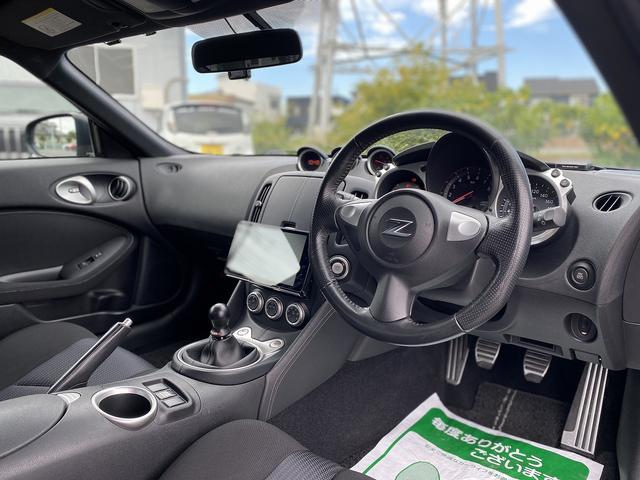 フェアレディZ バージョンS 1年保証付 記録簿付 NISMOエアロ HKS車高調 VOLKRACING19インチAW リヤウィング Bluetooth 3連メーター スマートキー キセノンライト ドラレコ 禁煙車(12枚目)