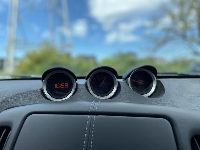 フェアレディZ バージョンS 1年保証付 記録簿付 NISMOエアロ HKS車高調 VOLKRACING19インチAW リヤウィング Bluetooth 3連メーター スマートキー キセノンライト ドラレコ 禁煙車(17枚目)