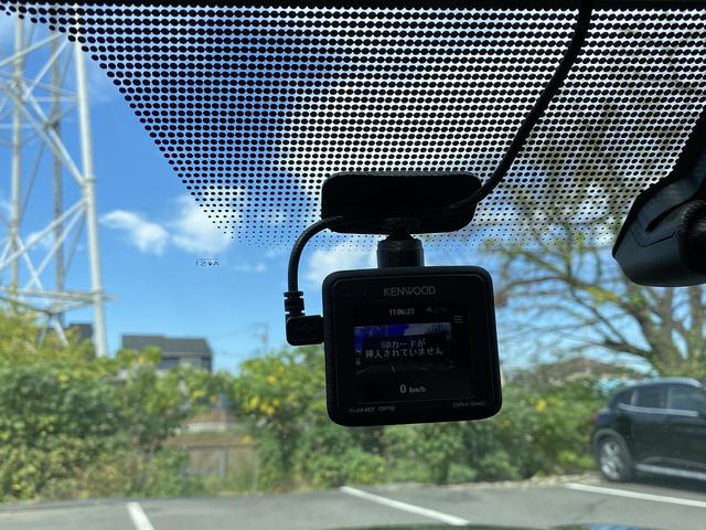 フェアレディZ バージョンS 1年保証付 記録簿付 NISMOエアロ HKS車高調 VOLKRACING19インチAW リヤウィング Bluetooth 3連メーター スマートキー キセノンライト ドラレコ 禁煙車(18枚目)