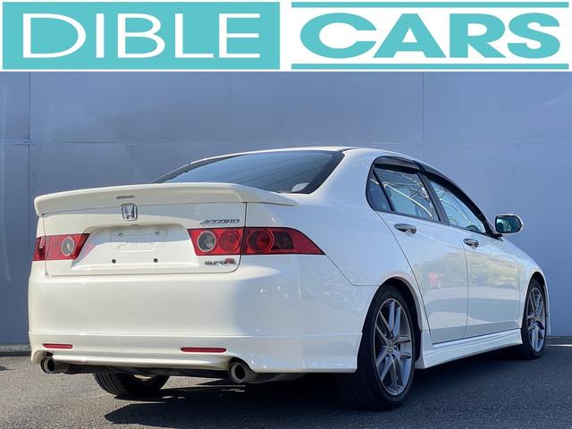 ���X�ł͂��_�񒸂��܂������q�l�Ƀh���C�u���R�[�_�[��K���X�R�[�e�B���O�{�H�ȂǁA���l�i��}���Ă��񋟂����Ē����Ă���܂��B�ڍׂ̓X�^�b�t�܂ł��C�y�ɂ��₢���킹���������B