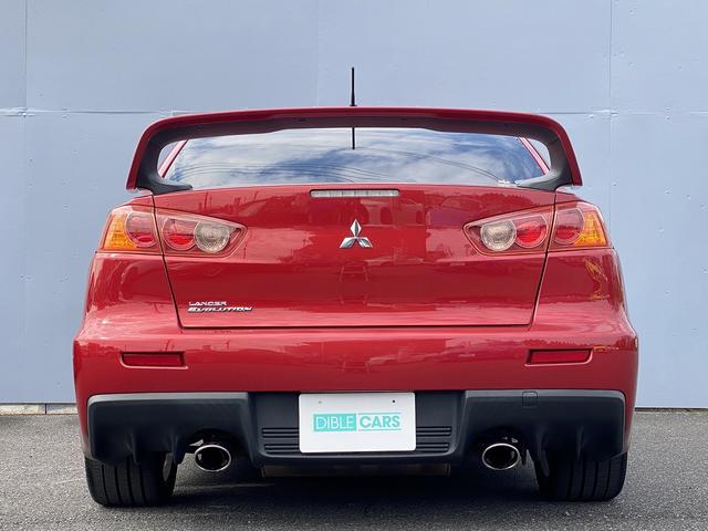 ランサー ＧＳＲエボリューションＸ　１年保証付　修復歴無し　ワンオーナー　禁煙車　走行距離６０，５００ｋｍ　５ＭＴ　ＨＫＳ車高調　ＲＥＣＡＲＯシート　大型リヤスポイラー　ナビＴＶ　革巻きステアリング　純正１８ＡＷ　キーレス　ＨＩＤライト（10枚目）