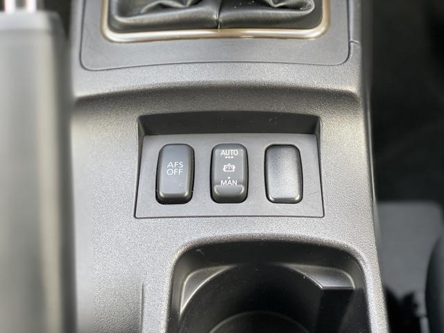 ランサー ＧＳＲエボリューションＸ　１年保証付　修復歴無し　ワンオーナー　禁煙車　走行距離６０，５００ｋｍ　５ＭＴ　ＨＫＳ車高調　ＲＥＣＡＲＯシート　大型リヤスポイラー　ナビＴＶ　革巻きステアリング　純正１８ＡＷ　キーレス　ＨＩＤライト（17枚目）